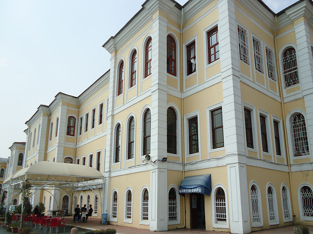 Kabataş Erkek Lisesi Yatakhane Binası